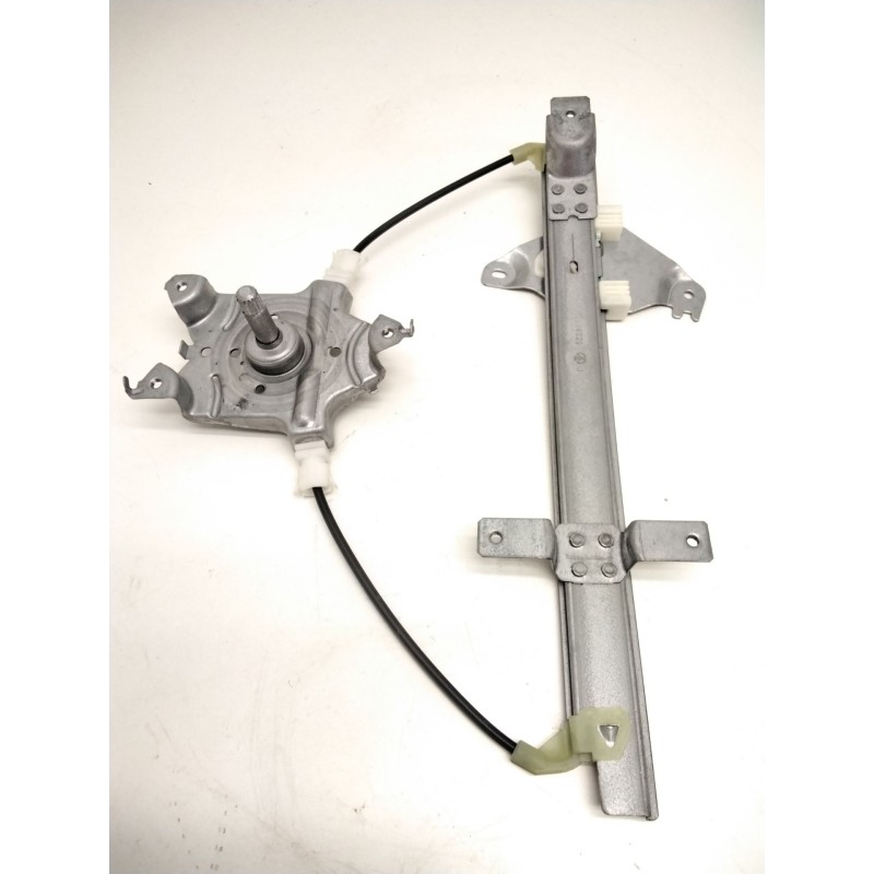 Recambio de mecanismo elevalunas trasero izquierdo para nissan almera tino (v10) 2.2 dci referencia OEM IAM 82721BU000  