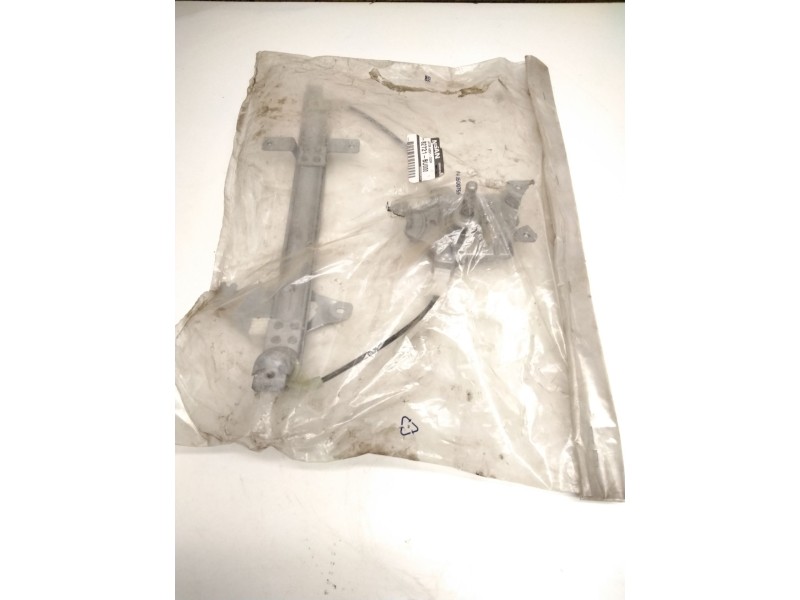 Recambio de mecanismo elevalunas trasero izquierdo para nissan almera tino (v10) 2.2 dci referencia OEM IAM 82721BU000  
