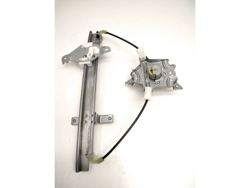 Recambio de mecanismo elevalunas trasero izquierdo para nissan almera tino (v10) 2.2 dci referencia OEM IAM 82721BU000  