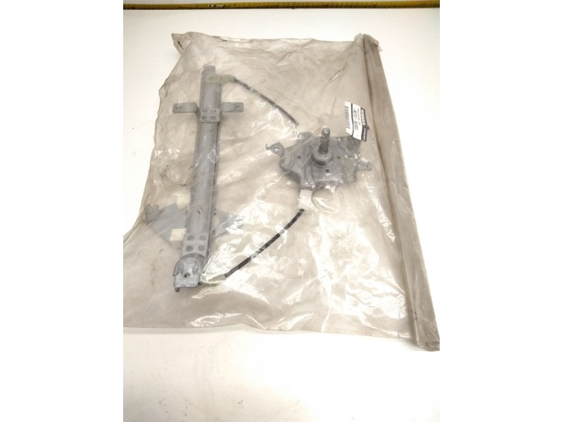 Recambio de mecanismo elevalunas trasero izquierdo para nissan almera tino (v10) 2.2 dci referencia OEM IAM 82721BU000  