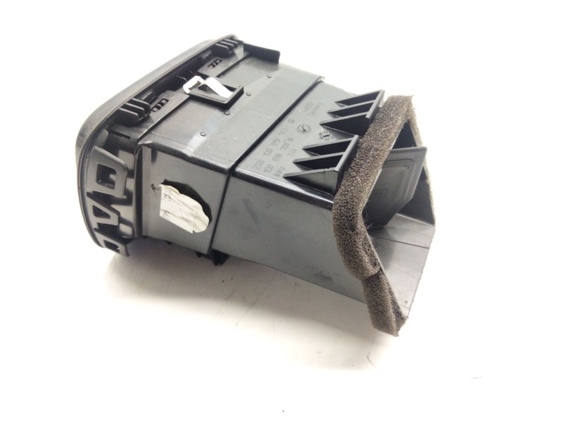 Recambio de aireador izquierdo para volkswagen scirocco (137) 1.4 tsi (118kw) referencia OEM IAM 1Q0819703G  