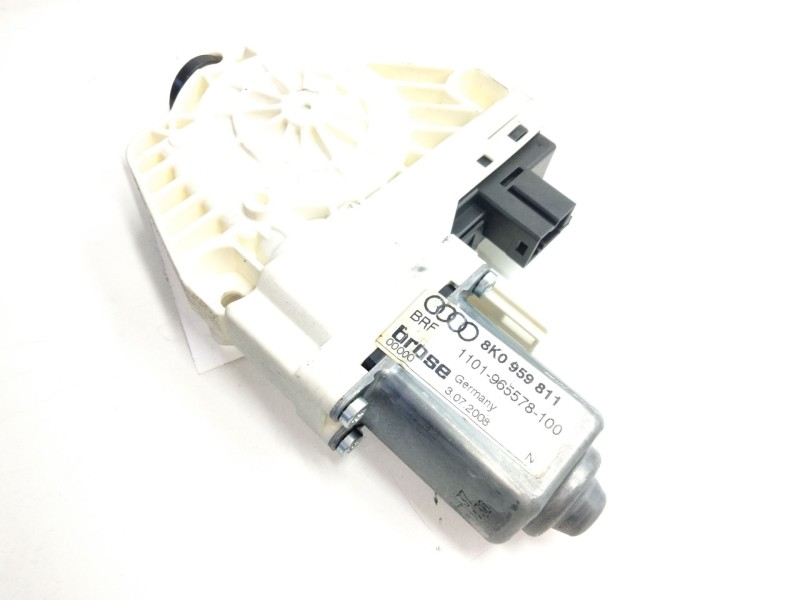 Recambio de motor elevalunas trasero izquierdo para audi a4 b8 avant (8k5) 2.0 tdi referencia OEM IAM 8K0959811  