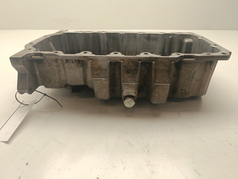 Recambio de carter para volkswagen passat b6 (3c2) 2.0 tdi referencia OEM IAM 03G103603  