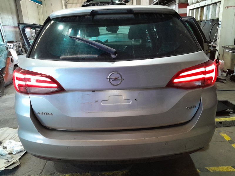 opel astra k sports tourer del año 2018