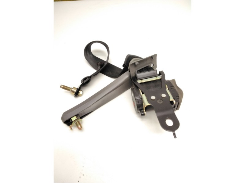 Recambio de cinturon seguridad trasero izquierdo para nissan terrano ii (r20) 2.4 i 12v 4wd referencia OEM IAM 888450F010  04161