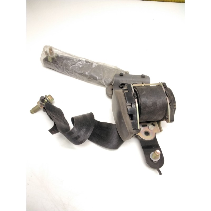 Recambio de cinturon seguridad trasero izquierdo para nissan terrano ii (r20) 2.7 td 4wd referencia OEM IAM 888450F010  0416104