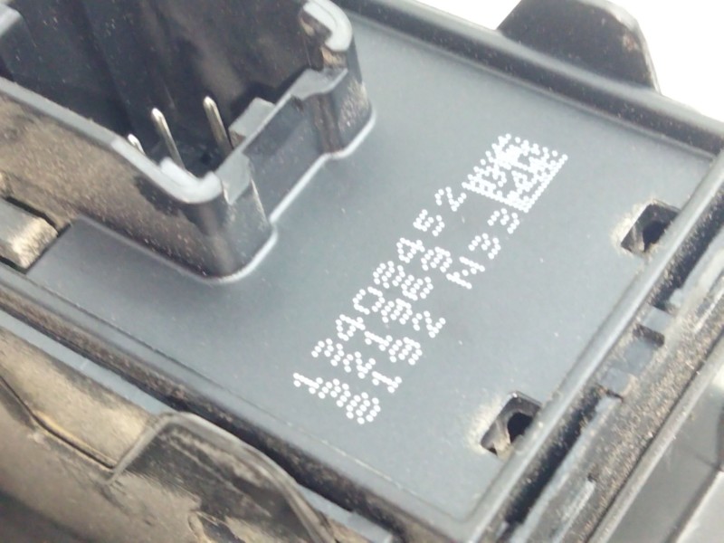 Recambio de mando elevalunas trasero izquierdo para opel astra k sports tourer excellence referencia OEM IAM 13408452  