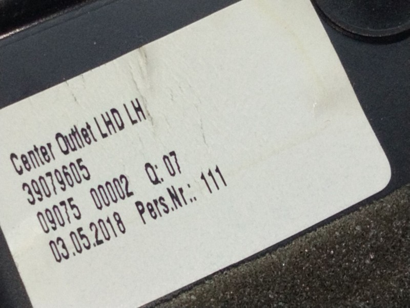 Recambio de aireador central para opel astra k sports tourer excellence referencia OEM IAM 3907605  