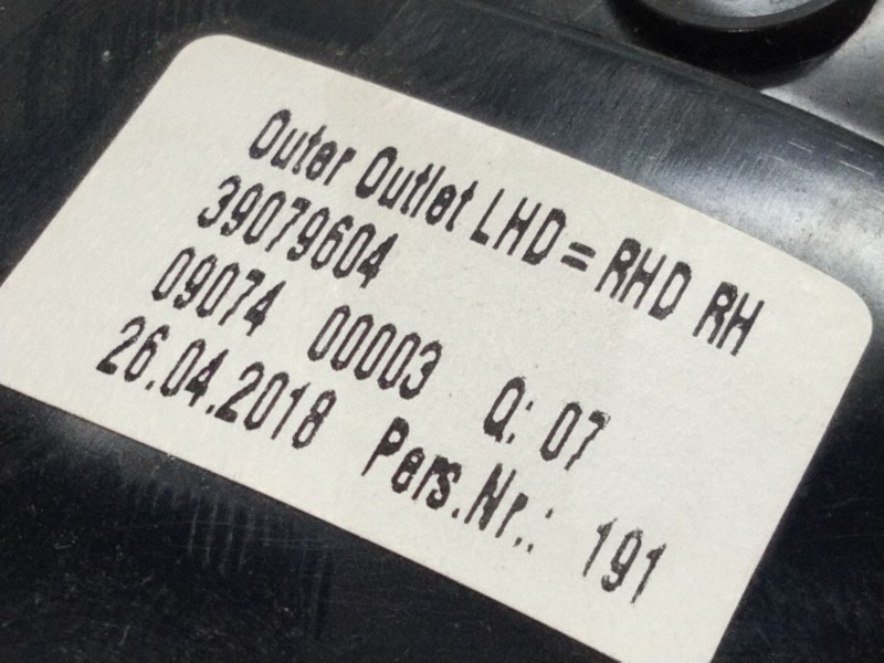 Recambio de aireador derecho para opel astra k sports tourer excellence referencia OEM IAM 3907604  