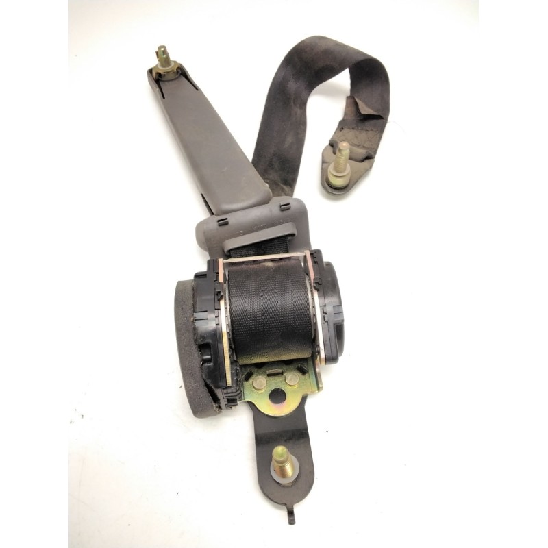 Recambio de cinturon seguridad trasero izquierdo para nissan terrano ii (r20) 2.4 i 12v 4wd referencia OEM IAM 888450F010  04161
