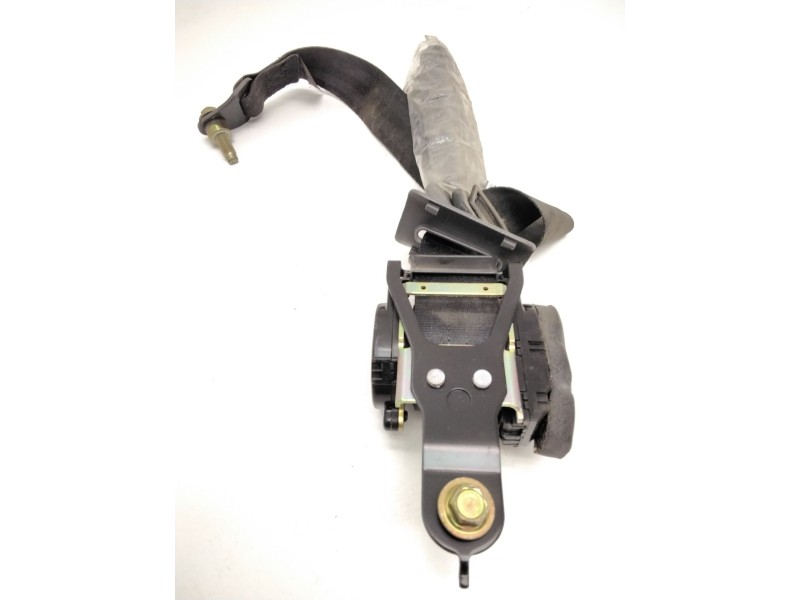 Recambio de cinturon seguridad trasero izquierdo para nissan terrano ii (r20) 2.7 td 4wd referencia OEM IAM 888450F010  0416104