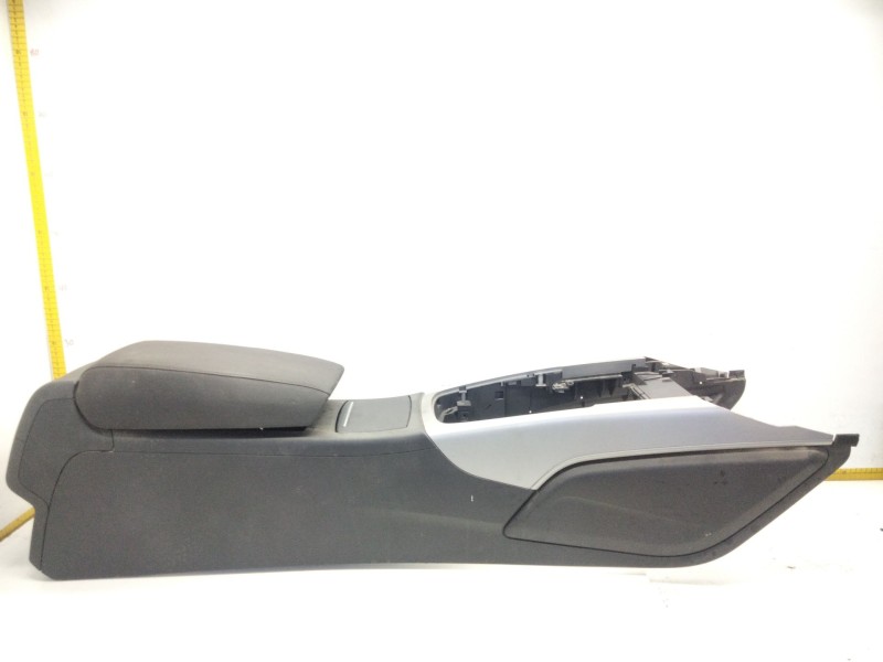 Recambio de reposabrazos para audi a6 lim. (4g2) referencia OEM IAM 4G0863244  