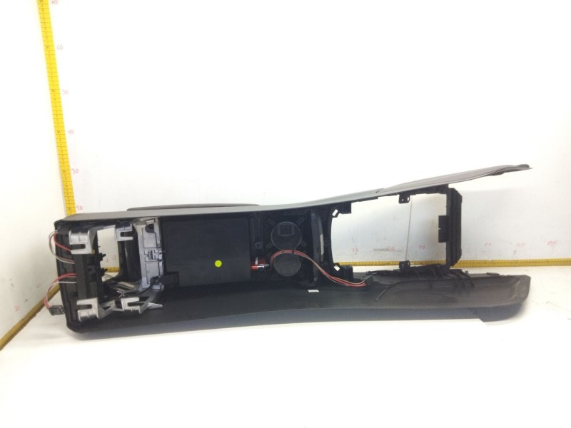 Recambio de reposabrazos para audi a6 lim. (4g2) referencia OEM IAM 4G0863244  