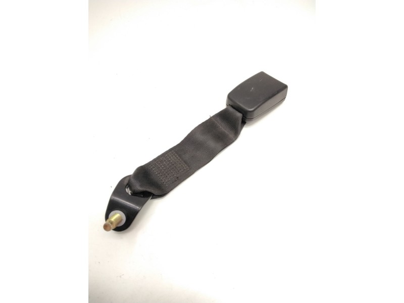 Recambio de enganche cinturon trasero izquierdo para nissan terrano ii (r20) 2.7 td 4wd referencia OEM IAM 888420F010  