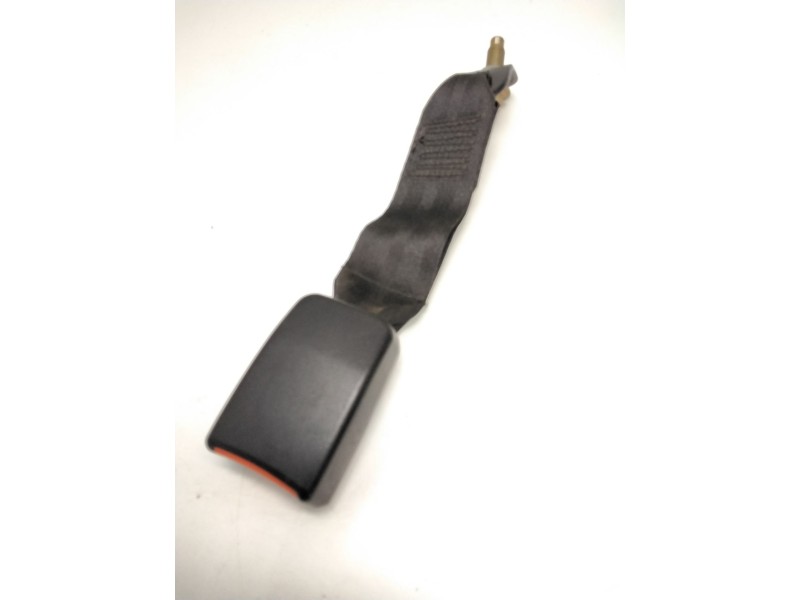 Recambio de enganche cinturon trasero izquierdo para nissan terrano ii (r20) 2.4 4wd referencia OEM IAM 888420F010  