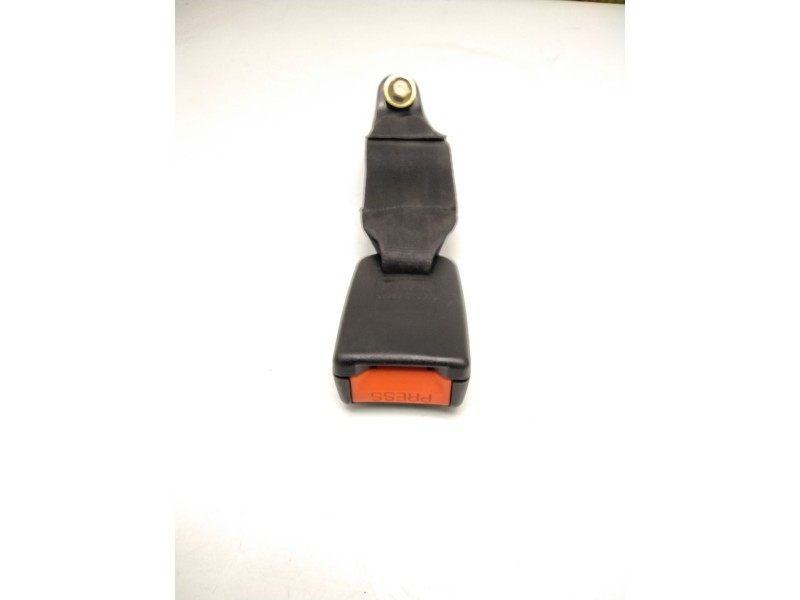 Recambio de enganche cinturon trasero izquierdo para nissan terrano ii (r20) 2.4 4wd referencia OEM IAM 888420F010  