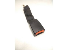 Recambio de enganche cinturon trasero izquierdo para nissan terrano ii (r20) 2.7 td 4wd referencia OEM IAM 888420F010  