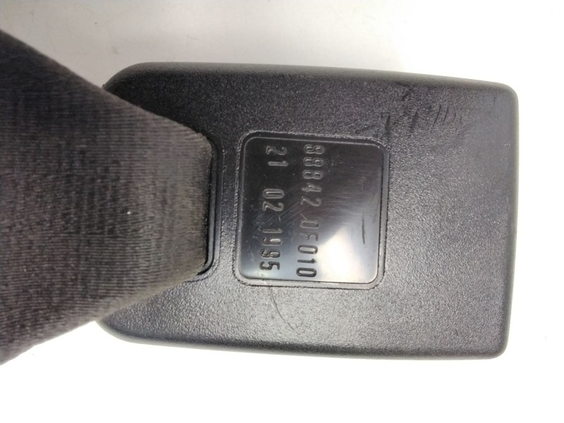 Recambio de enganche cinturon trasero izquierdo para nissan terrano ii (r20) 2.7 td 4wd referencia OEM IAM 888420F010  