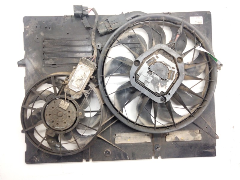 Recambio de electroventilador para audi q7 (4lb) 3.0 tdi quattro referencia OEM IAM 7L0121203G 0130706809 