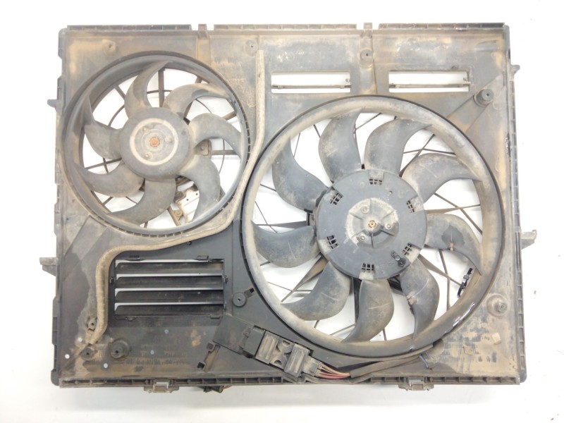 Recambio de electroventilador para audi q7 (4lb) 3.0 tdi quattro referencia OEM IAM 7L0121203G 0130706809 