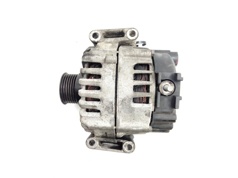 Recambio de alternador para mercedes-benz clase m (w166) referencia OEM IAM A0009067702  