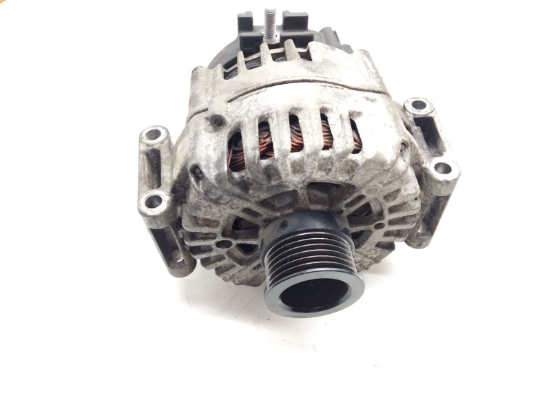 Recambio de alternador para mercedes-benz clase m (w166) referencia OEM IAM A0009067702  