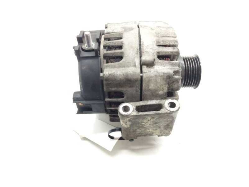 Recambio de alternador para mercedes-benz clase m (w166) referencia OEM IAM A0009067702  