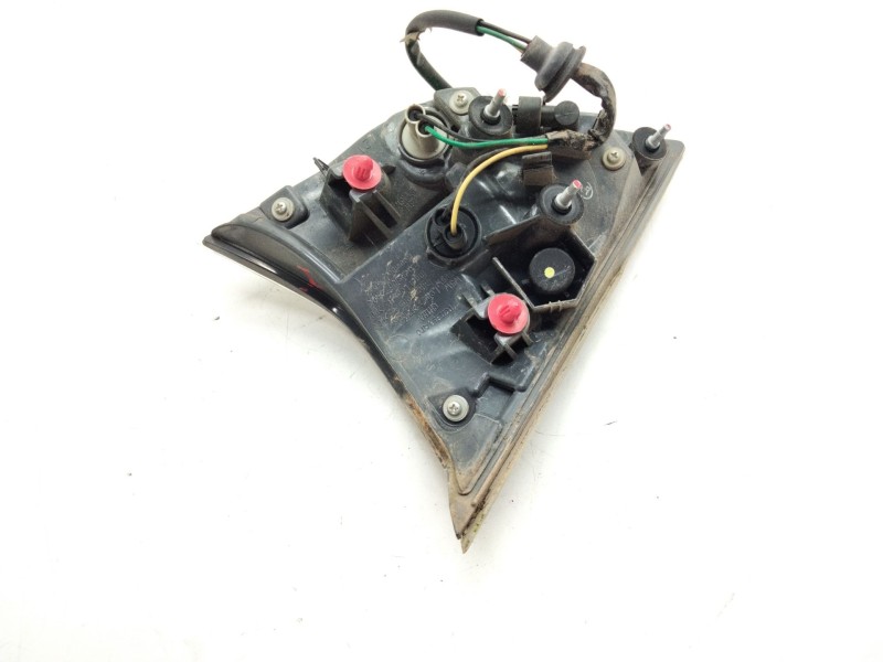 Recambio de piloto trasero izquierdo porton para nissan x-trail (t32) 360 referencia OEM IAM   