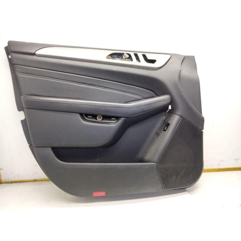 Recambio de guarnecido puerta delantera izquierda para mercedes-benz clase m (w166) referencia OEM IAM 3254610  