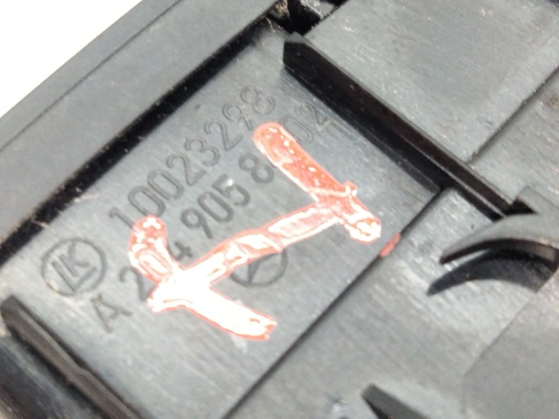 Recambio de pulsador cierre centralizado para mercedes-benz clase m (w166) referencia OEM IAM A2049058402  