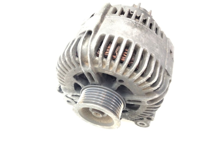 Recambio de alternador para audi q7 (4lb) 3.0 tdi quattro referencia OEM IAM 059903015R  