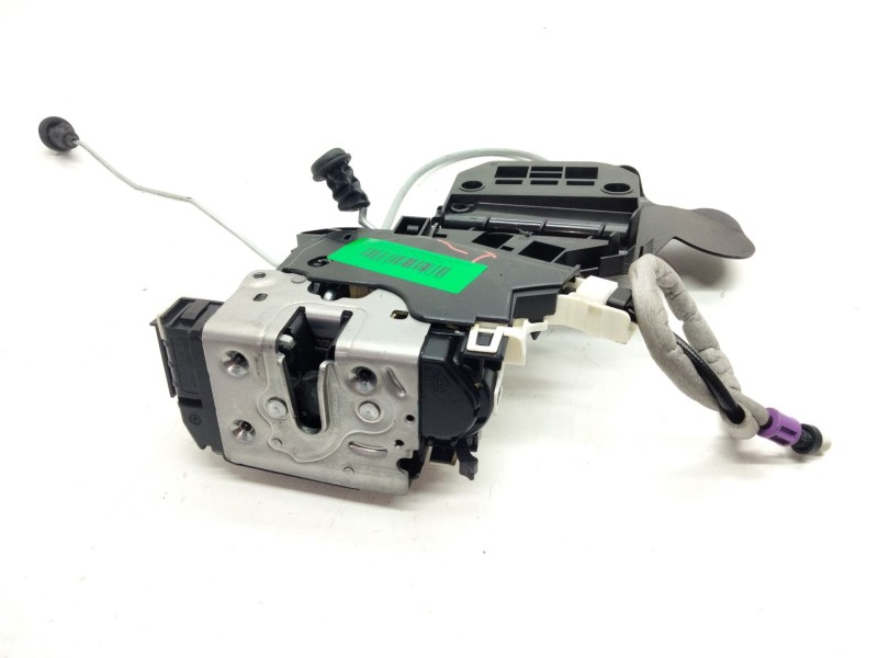 Recambio de cerradura puerta trasera izquierda para mercedes-benz clase m (w166) referencia OEM IAM A2047302735  