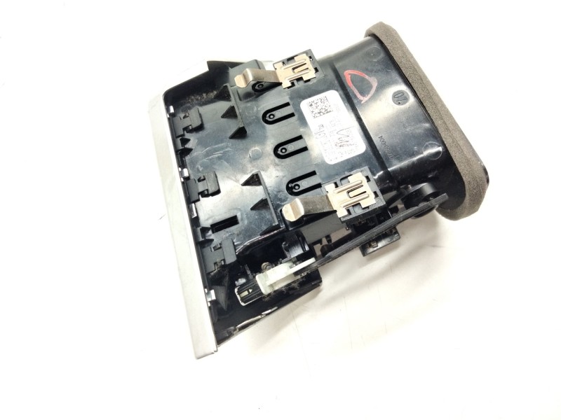 Recambio de aireador derecho para mercedes-benz clase m (w166) referencia OEM IAM A1668400254  