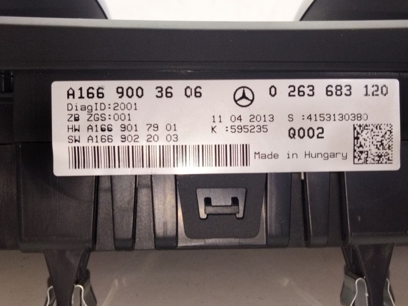 Recambio de cuadro instrumentos para mercedes-benz clase m (w166) referencia OEM IAM A1669003606 0263683120 