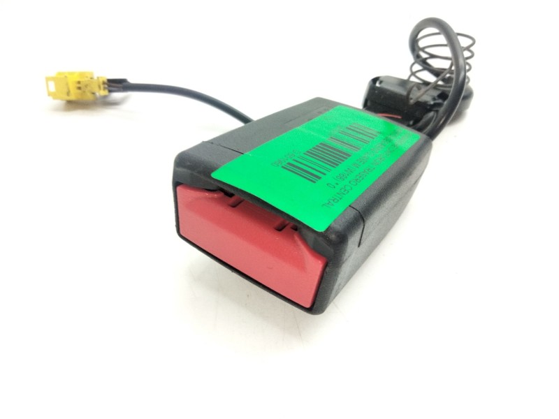 Recambio de enganche cinturon trasero central para mercedes-benz clase m (w166) referencia OEM IAM   