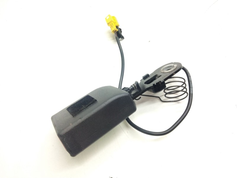 Recambio de enganche cinturon trasero central para mercedes-benz clase m (w166) referencia OEM IAM   