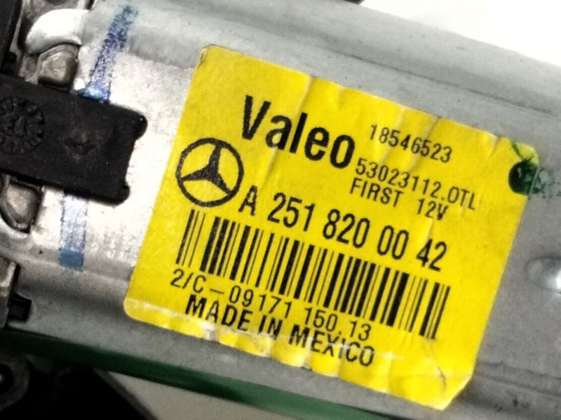 Recambio de motor limpia trasero para mercedes-benz clase m (w166) referencia OEM IAM A2518200042  