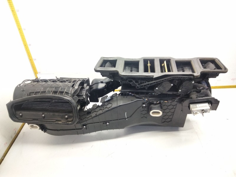 Recambio de calefaccion entera normal para mercedes-benz clase m (w166) referencia OEM IAM A1668303260  