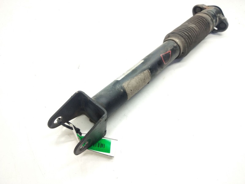 Recambio de amortiguador trasero derecho para mercedes-benz clase m (w166) referencia OEM IAM A1663261500  