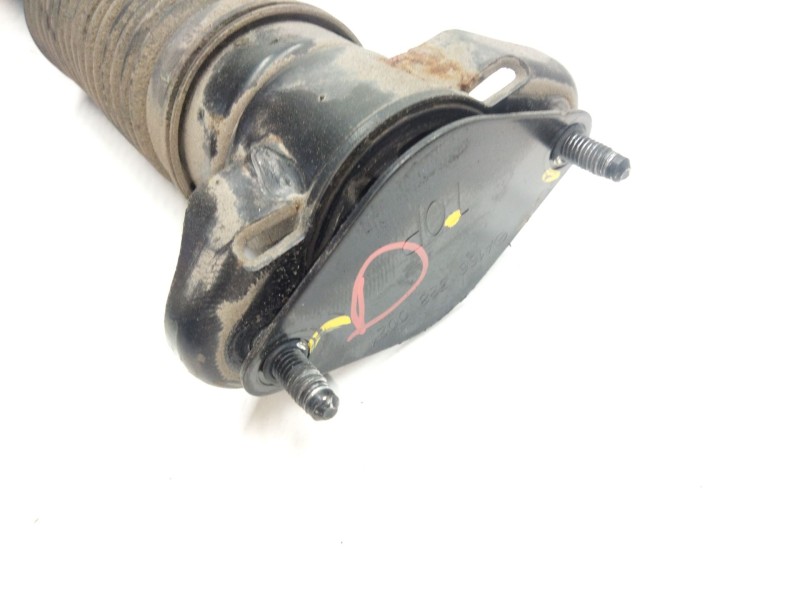 Recambio de amortiguador trasero derecho para mercedes-benz clase m (w166) referencia OEM IAM A1663261500  