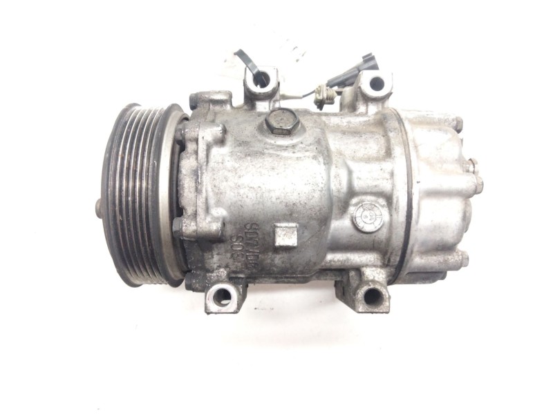 Recambio de compresor aire acondicionado para ford focus c-max (cap) 2.0 tdci cat referencia OEM IAM 3M5H19D629HC  