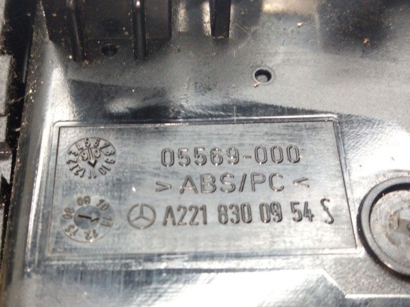 Recambio de rejilla aireadora para mercedes-benz clase s (w221) s 320 cdi 4-matic (221.080, 221.180) referencia OEM IAM A2218300