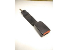 Recambio de enganche cinturon trasero izquierdo para nissan terrano ii (r20) 2.7 tdi 4wd referencia OEM IAM 888420F010  
