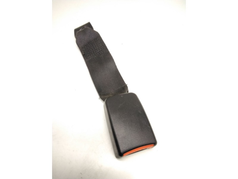 Recambio de enganche cinturon trasero izquierdo para nissan terrano ii (r20) 2.7 td 4wd referencia OEM IAM 888420F010  