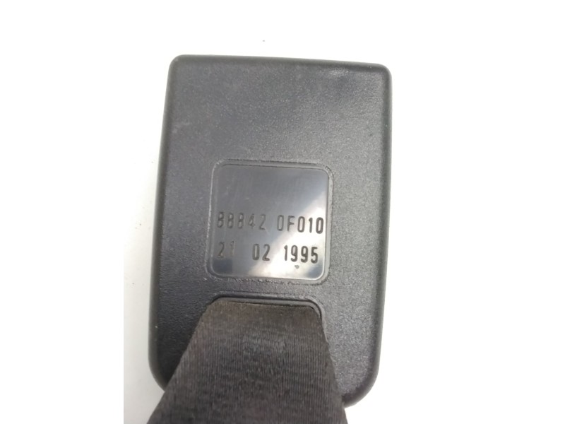 Recambio de enganche cinturon trasero izquierdo para nissan terrano ii (r20) 2.7 td 4wd referencia OEM IAM 888420F010  