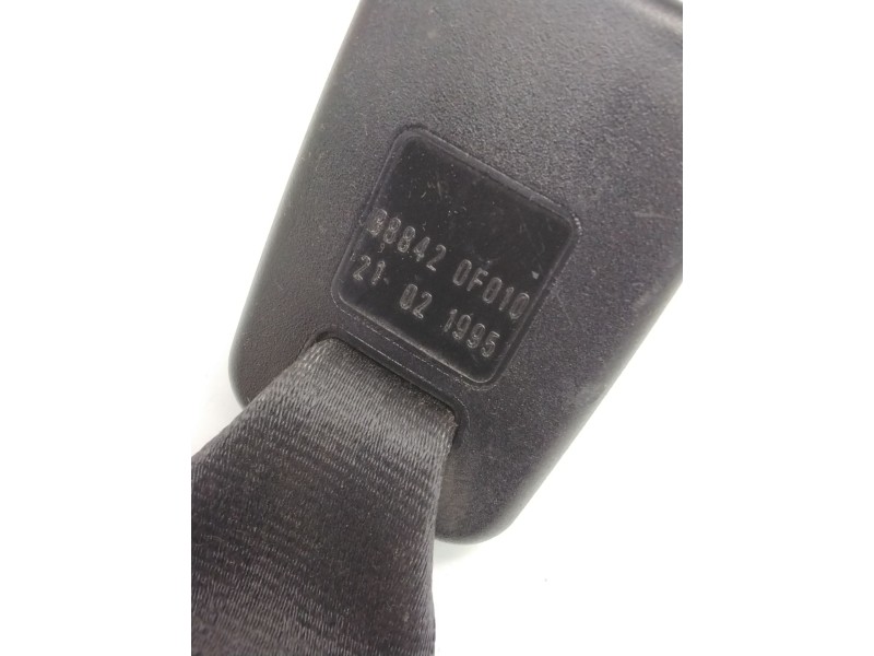 Recambio de enganche cinturon trasero izquierdo para nissan terrano ii (r20) 2.7 td 4wd referencia OEM IAM 888420F010  