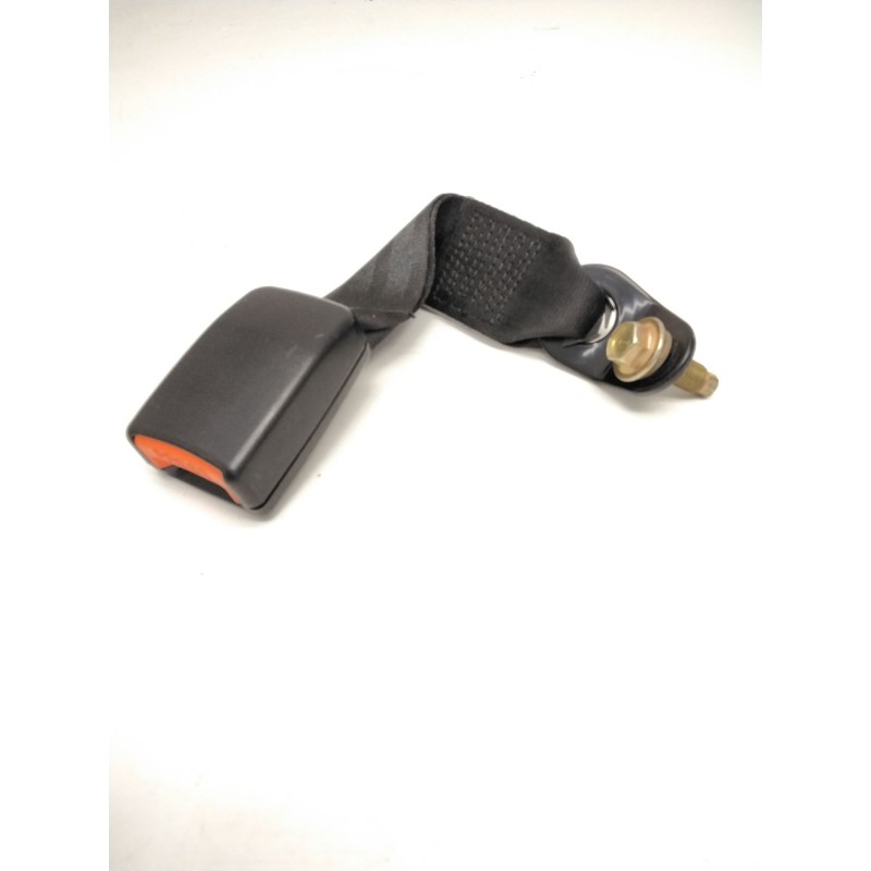 Recambio de enganche cinturon trasero izquierdo para nissan terrano ii (r20) 2.7 td 4wd referencia OEM IAM 888420F010  