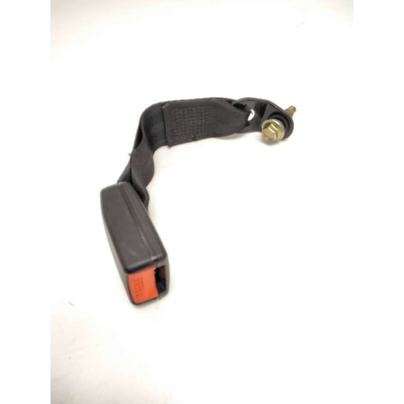 Recambio de enganche cinturon trasero izquierdo para nissan terrano ii (r20) 2.7 td 4wd referencia OEM IAM 888420F010  