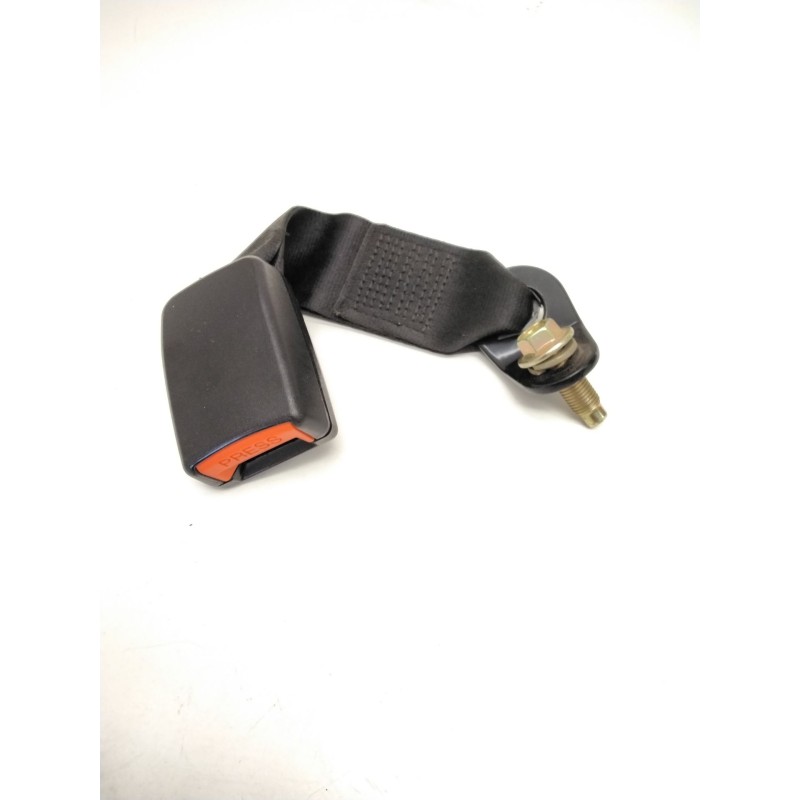 Recambio de enganche cinturon trasero izquierdo para nissan terrano ii (r20) 2.7 td 4wd referencia OEM IAM 888420F010  