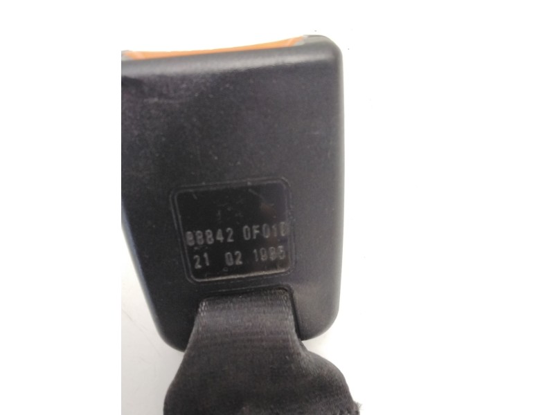 Recambio de enganche cinturon trasero izquierdo para nissan terrano ii (r20) 2.7 td 4wd referencia OEM IAM 888420F010  